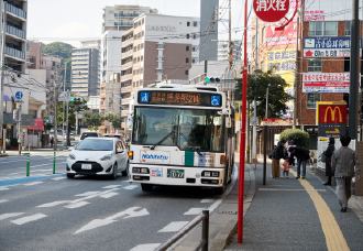 	西鉄バス「南薬院」停	